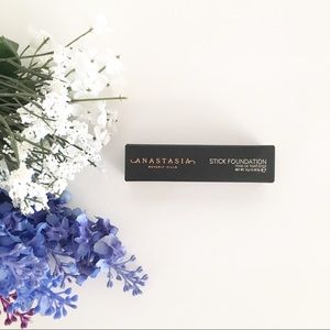 NWT! | Anastasia Beverly Hills Stick Foundation
